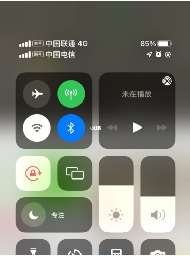 泰来苹果手机维修分享iPhone双卡信号解决办法 