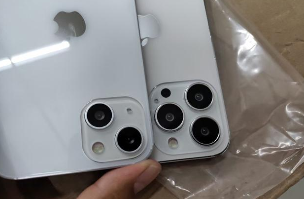 泰来苹果手机维修分享iPhone 13‌机模长什么样 